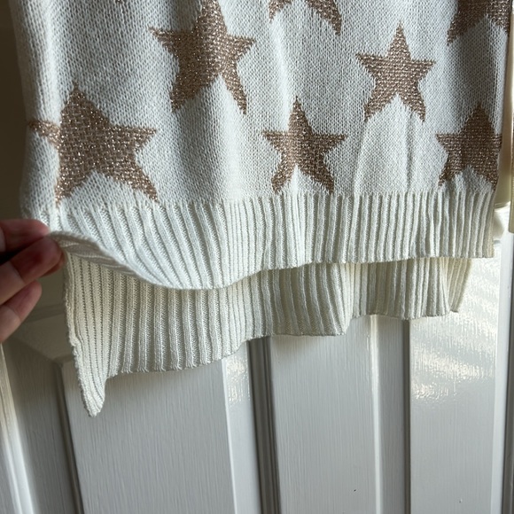 Rampage Sweater Knit Top Women Medium Long Sleeve with Champagne Shimmer Stars - Picture 6 of 8